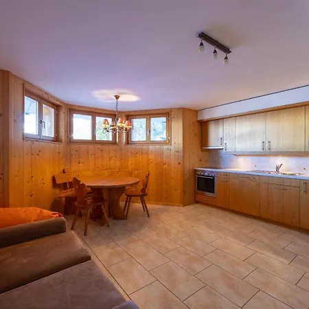 Dağ evi Vansamis, Breathtakinng Views & Sauna *