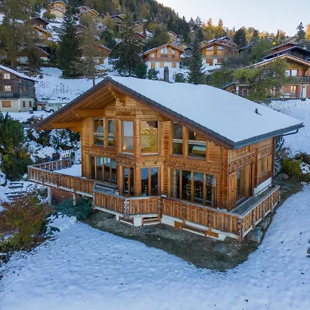 Vansamis, Breathtakinng Views & Sauna シャレー *