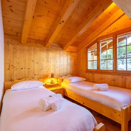 Vansamis, Breathtakinng Views & Sauna *