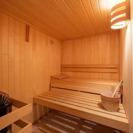 Vansamis, Breathtakinng Views & Sauna * ナンダ
