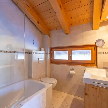 Vansamis, Breathtakinng Views & Sauna *