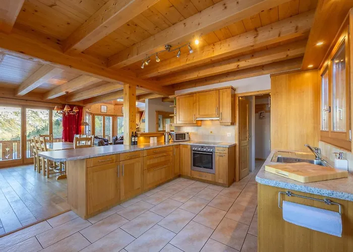 Vansamis, Breathtakinng Views & Sauna *