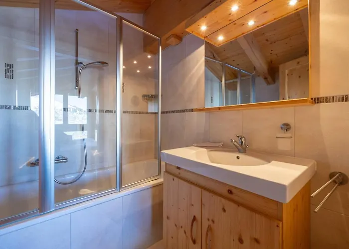Vansamis, Breathtakinng Views & Sauna Chalet Nendaz